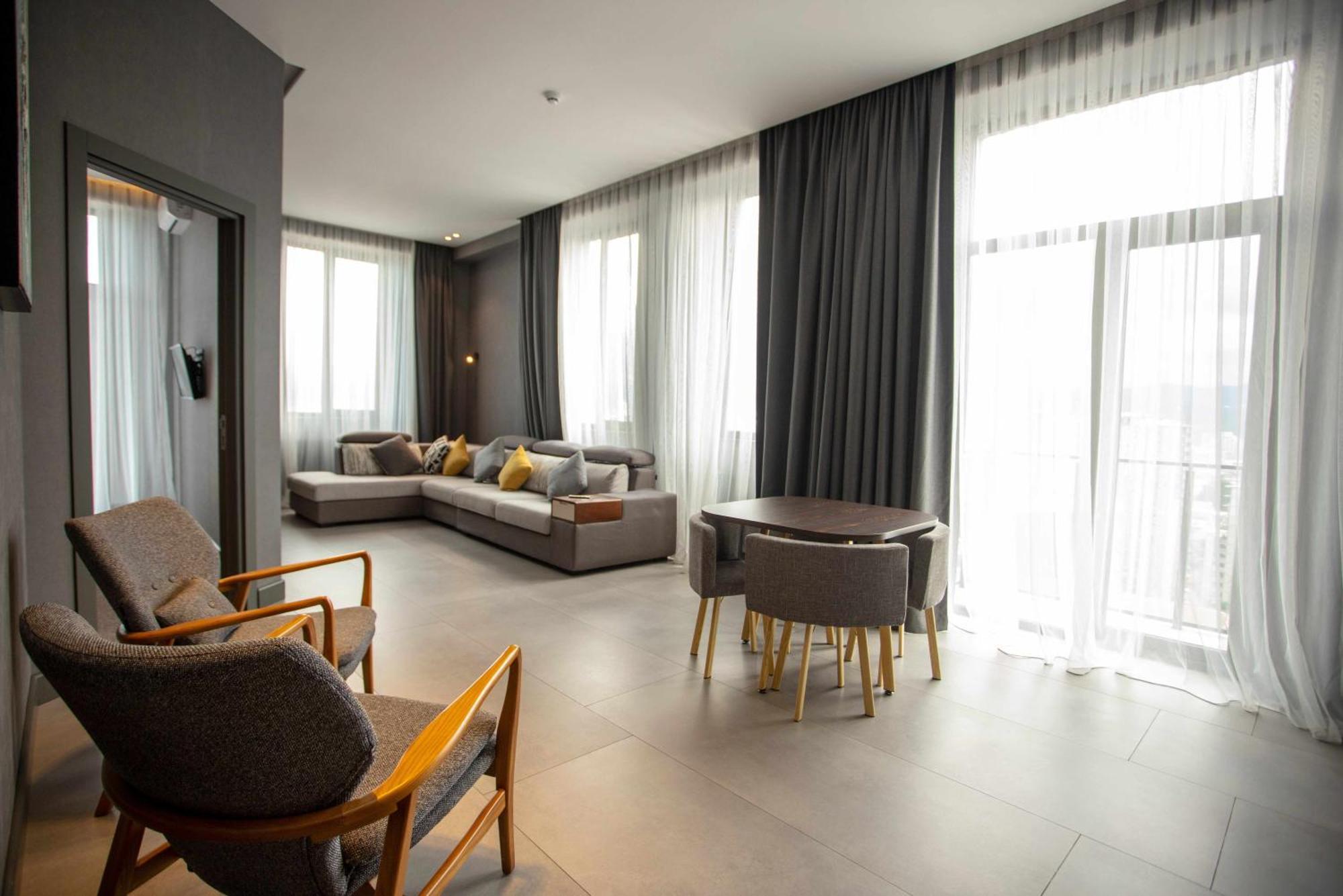 Gumbati Apart Hotel Batumi Exterior photo