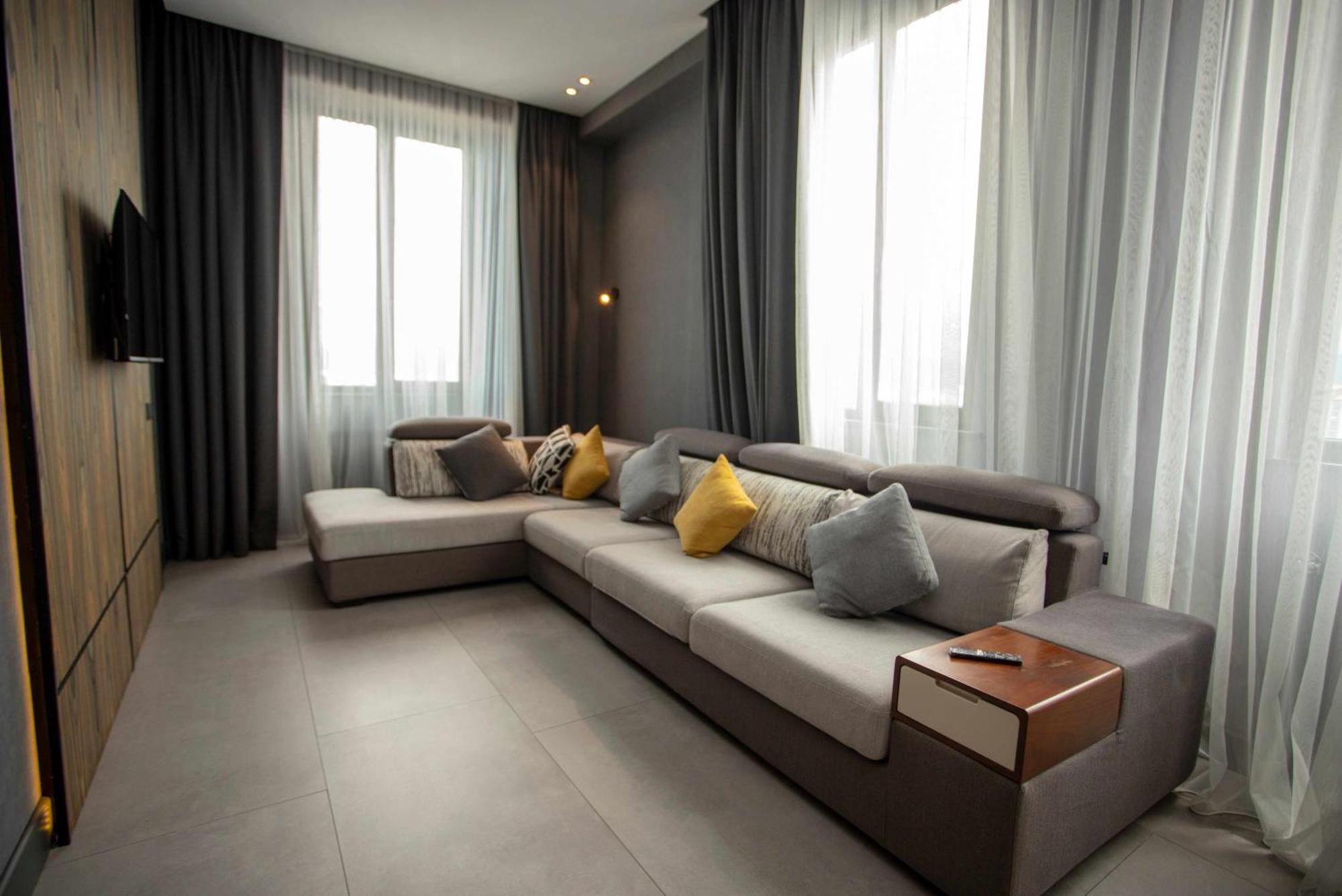 Gumbati Apart Hotel Batumi Exterior photo